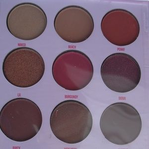 EYESHADOW PALLETE